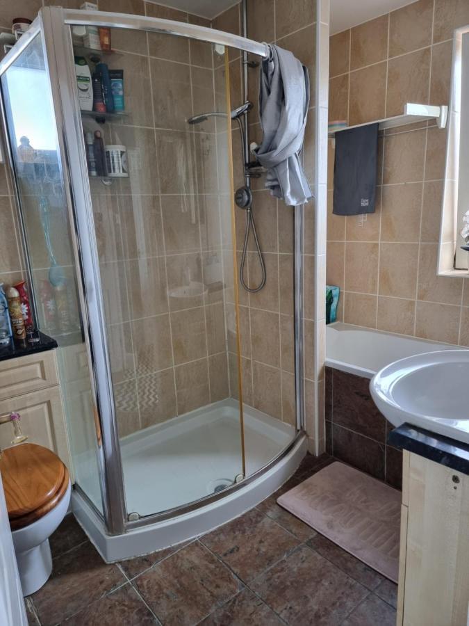 Hollybush Private House Hotel Luton  Esterno foto